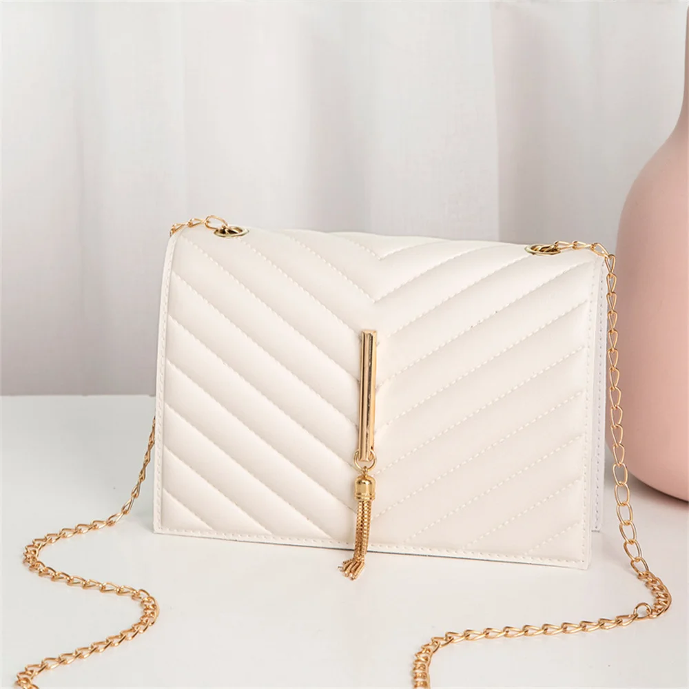 Fashion Tassel Flap Crossbody  - Women Bags Guess ulasan dan harga