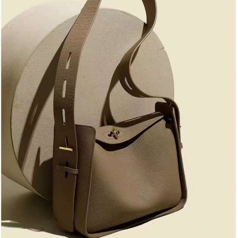 JW Full Grain Leather Crossbod - Women Bags Jw Pei ulasan dan harga