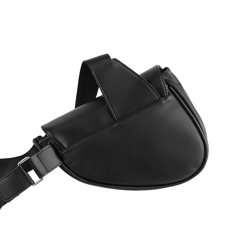 Men PU Male Breast Bag Casual  - Saddle Bag Leather ulasan dan harga