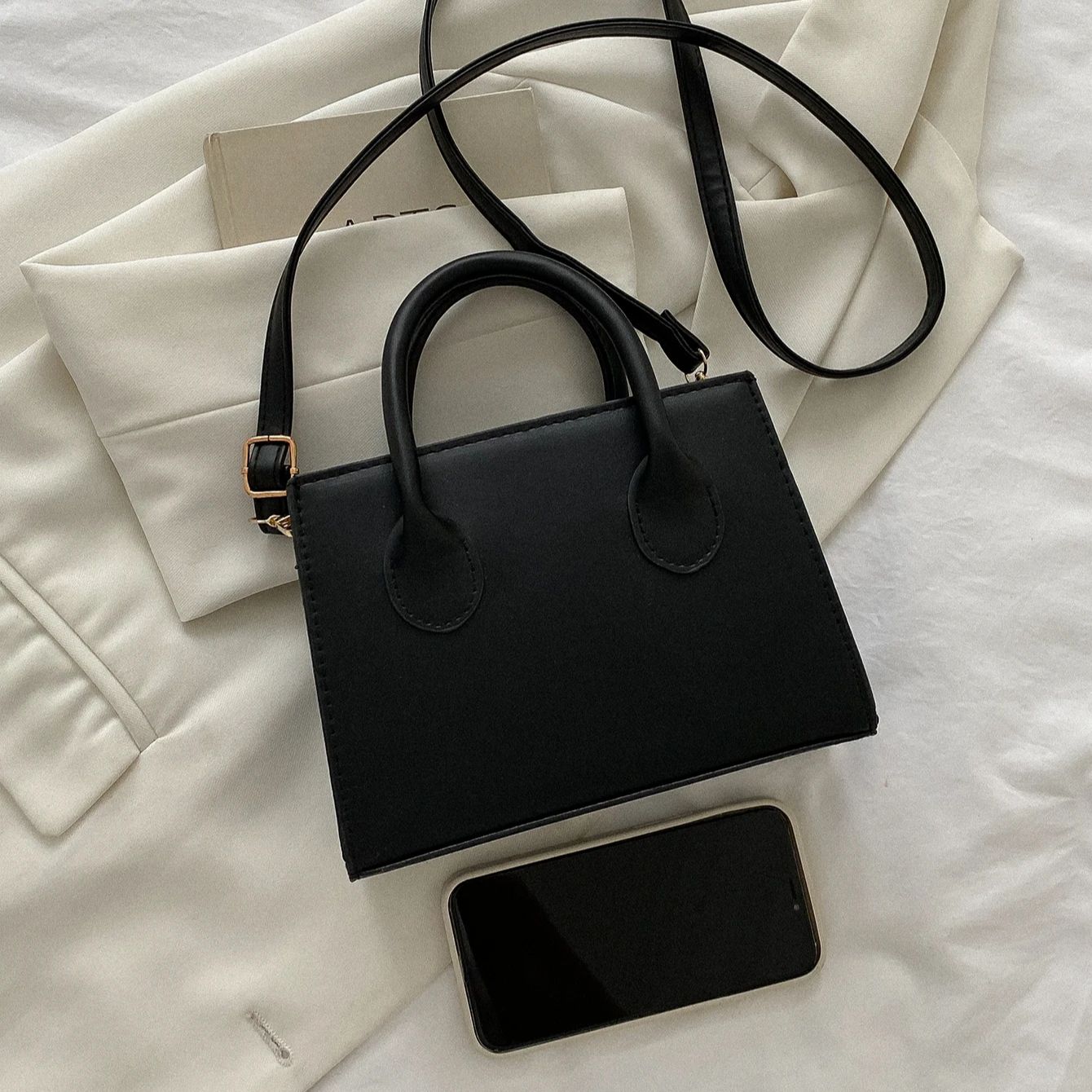 PU Leather Casual Crossbody Ba - Women Bags Guess ulasan dan harga