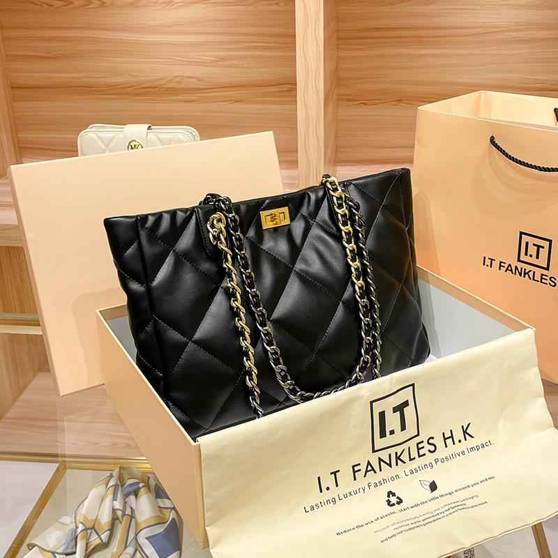 2026 New Hong Kong Quilted Tot - Women Bags Jw Pei ulasan dan harga